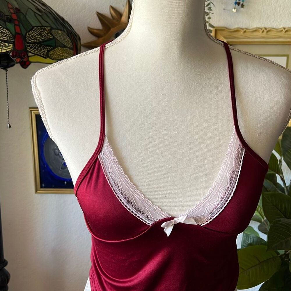 No label Size small burgundy cropped sleep lingerie shirt sleep cami - Picture 2 of 4